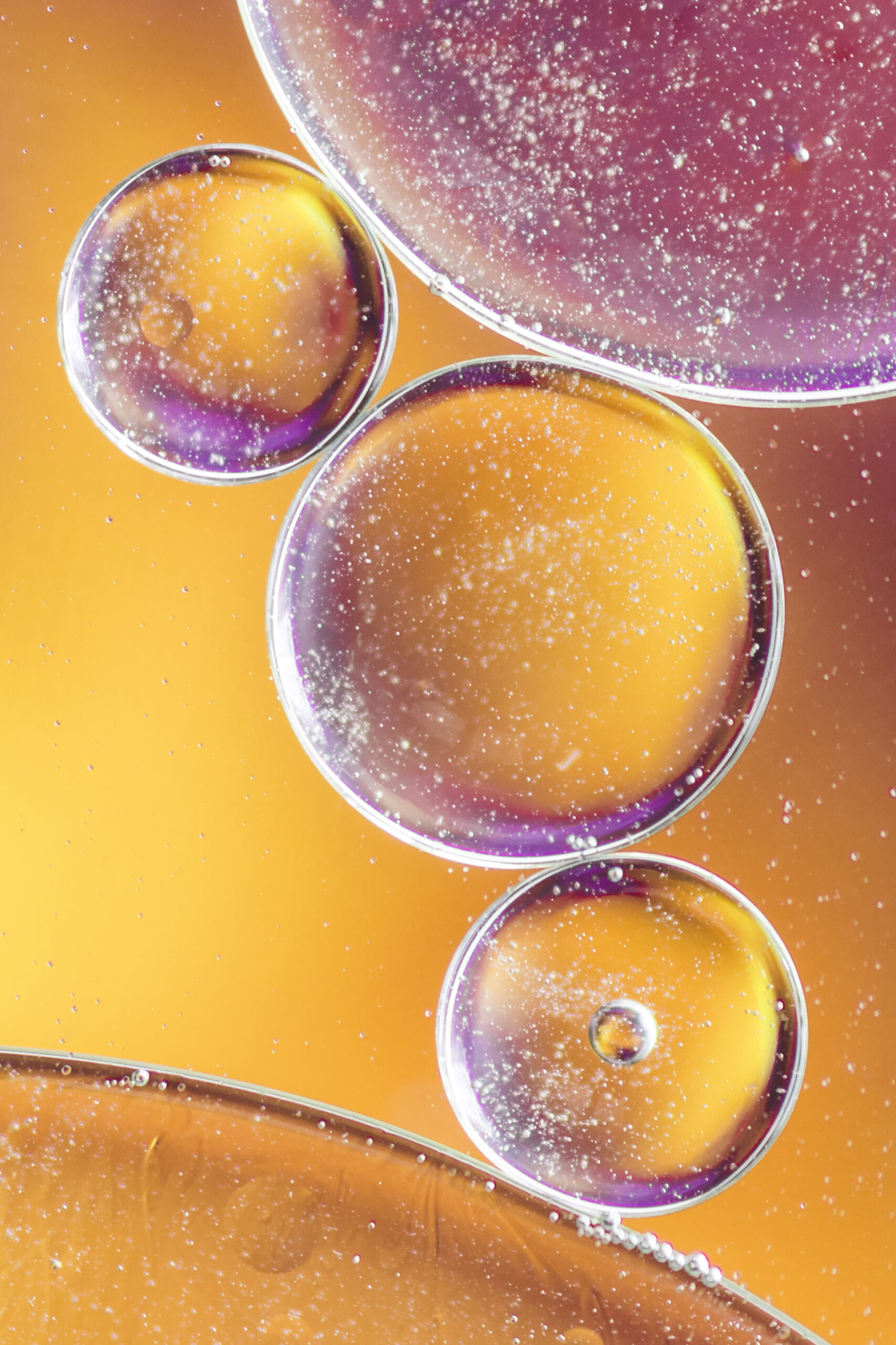 abstrait jaune et rose fonce avec des bulles